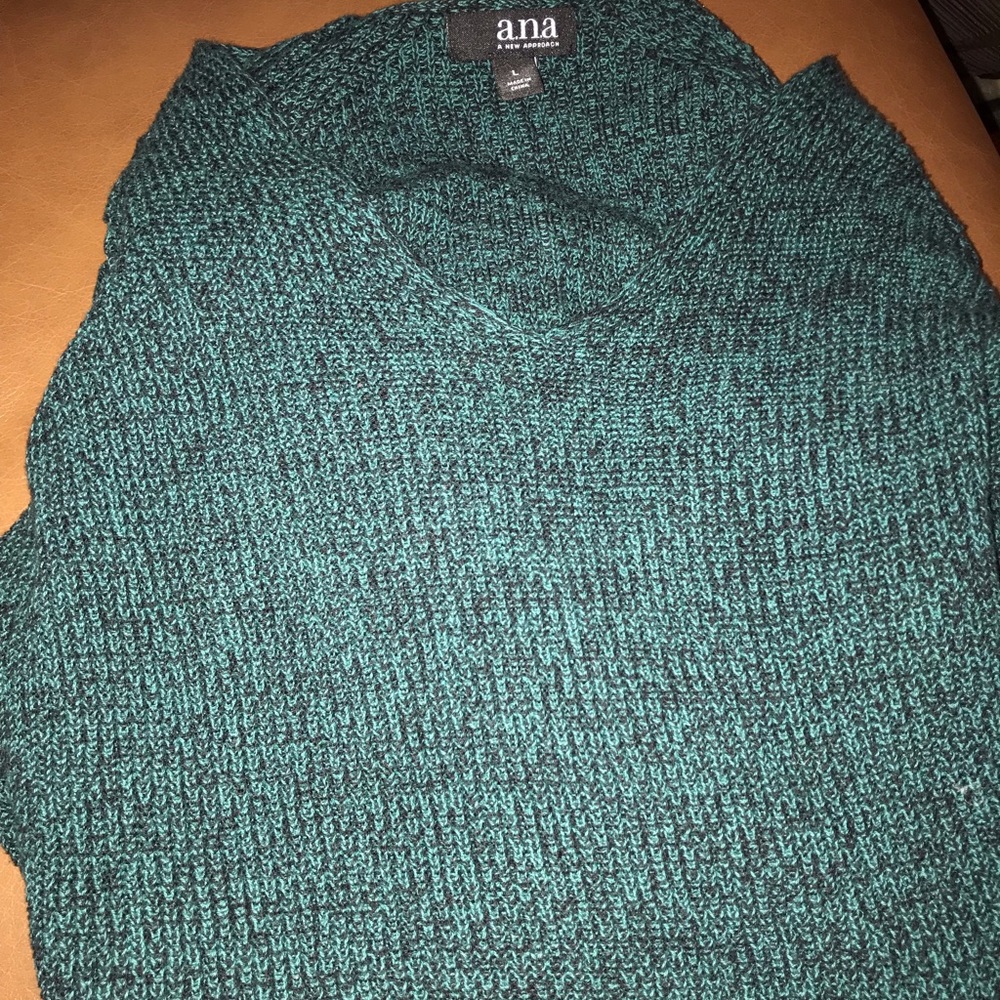 Brand new blue knitted sweater